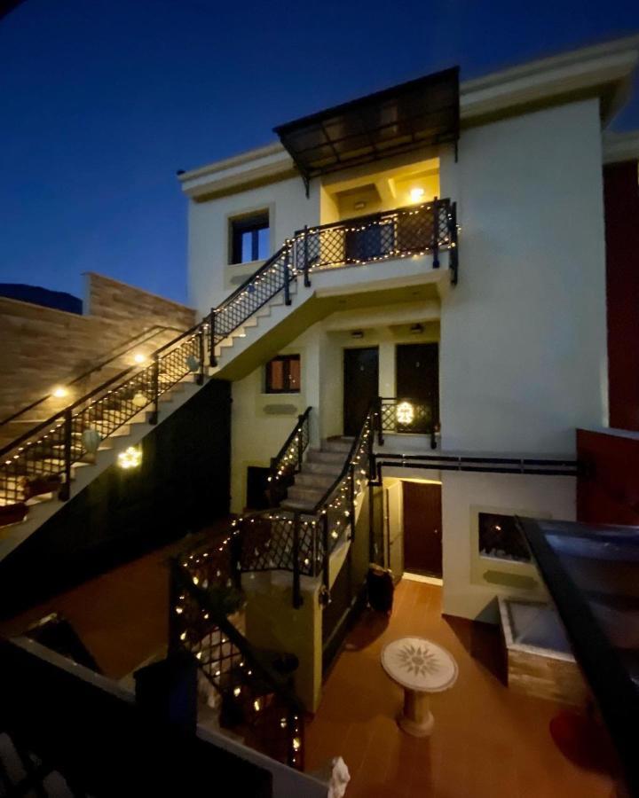 Apartamento Dominique Meteora House Kalambaka Exterior foto